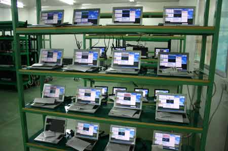 夏新聯(lián)手全美達(dá)，首款自主研發(fā)筆記本V3震撼下線，開啟自主創(chuàng)新新篇章